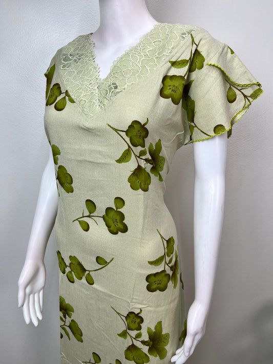 Floral Printed Alpine Fabric Nightgown