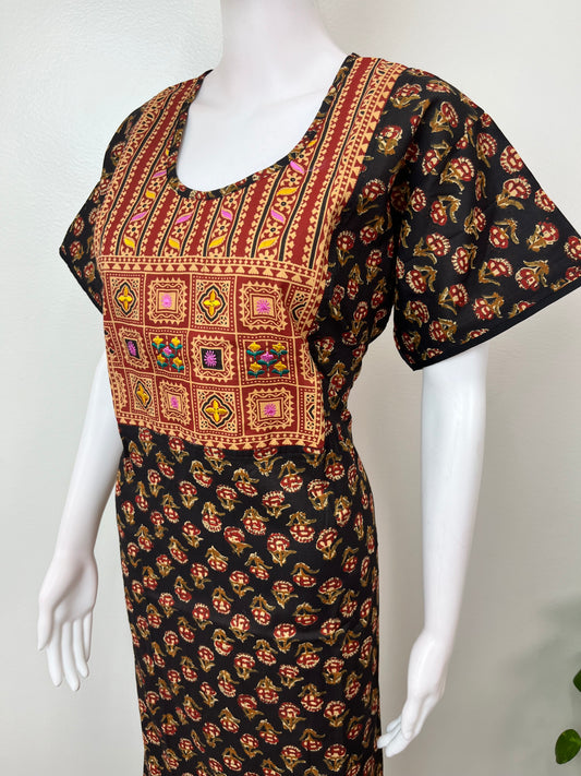 Kalamkari Embroidered Cambric Cotton Nighty for Women