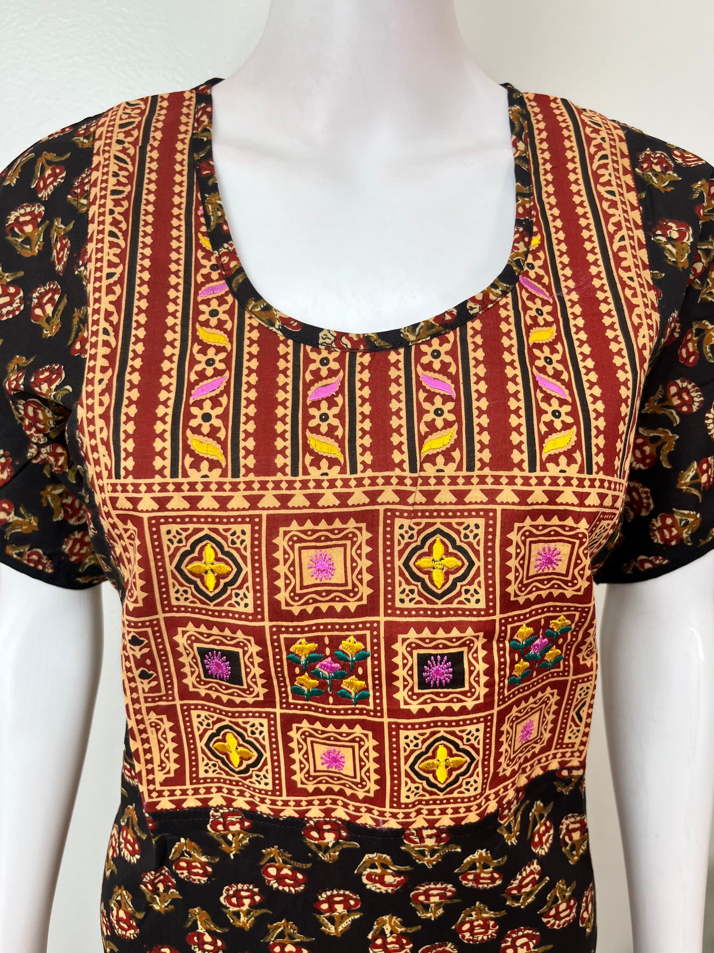 Kalamkari Embroidered Cambric Cotton Nighty for Women
