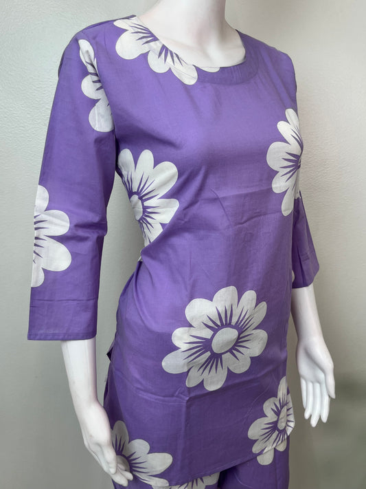 Lavender Cambric Cotton Night Suit