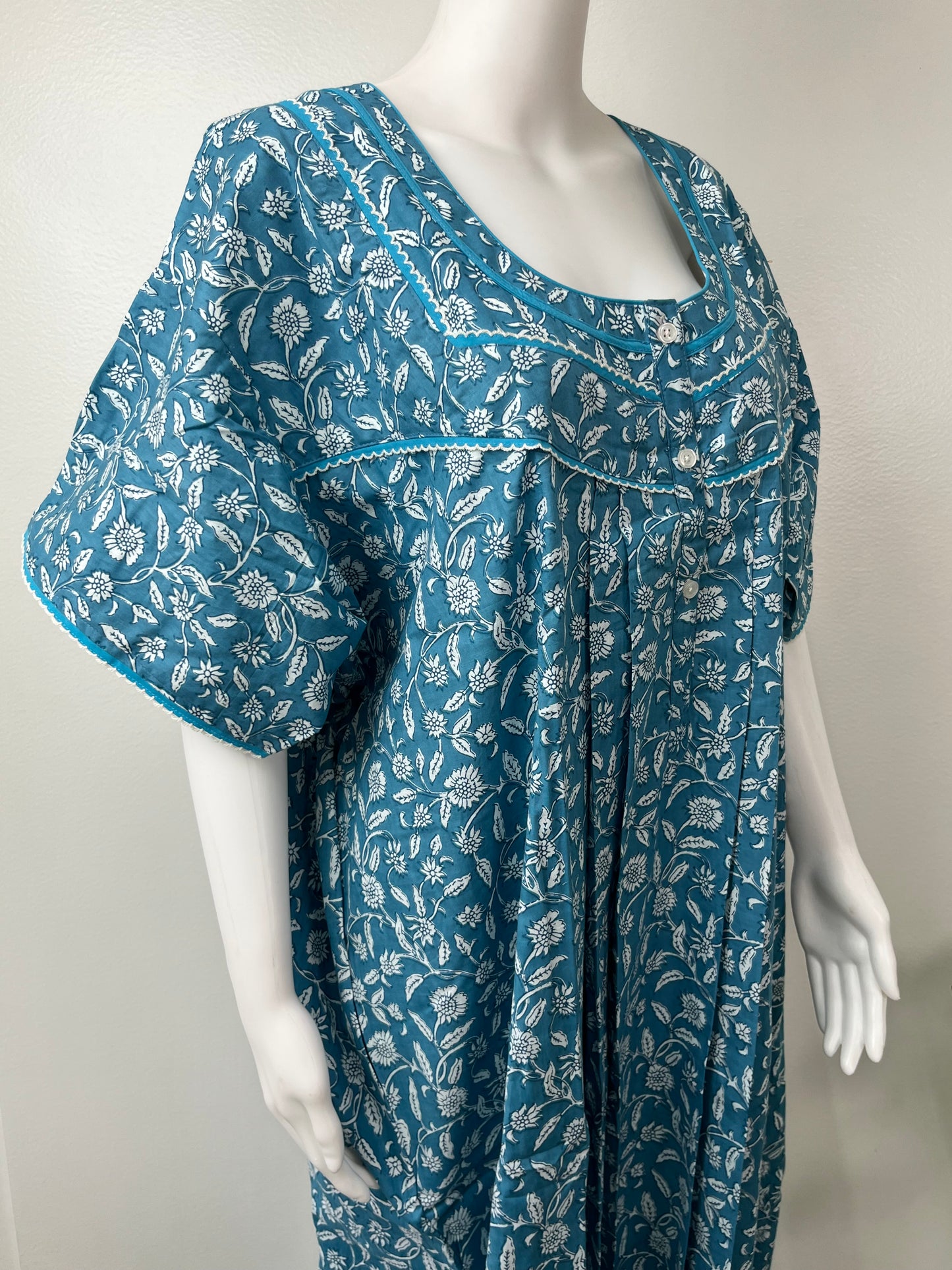 Blue Pure Cotton Women's Nightgown