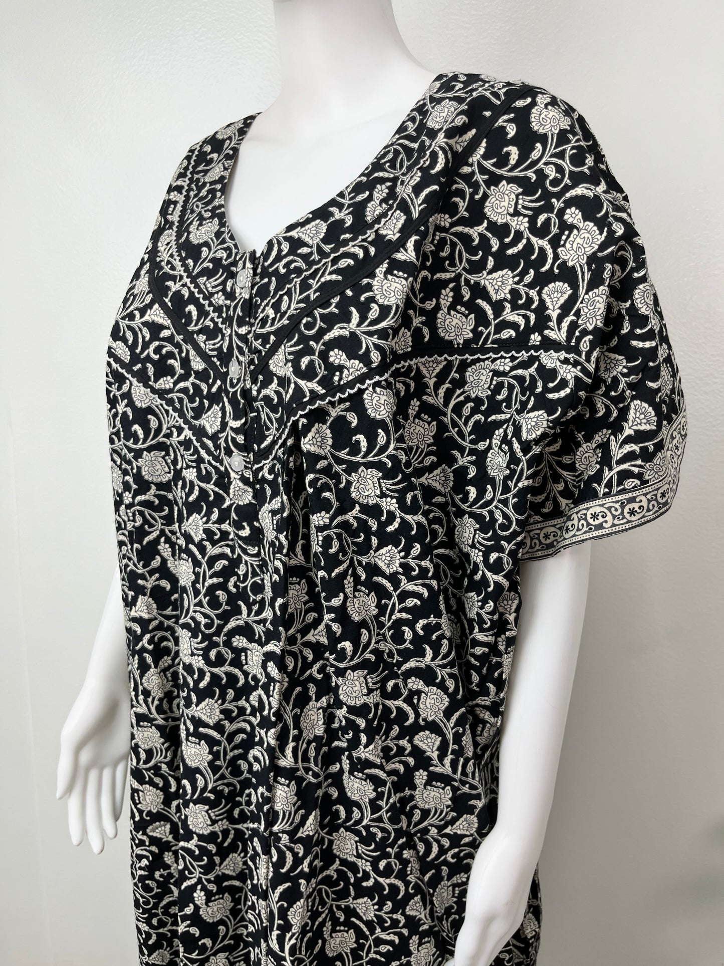 Black 100% Cotton Nighty Elegant & Comfortable