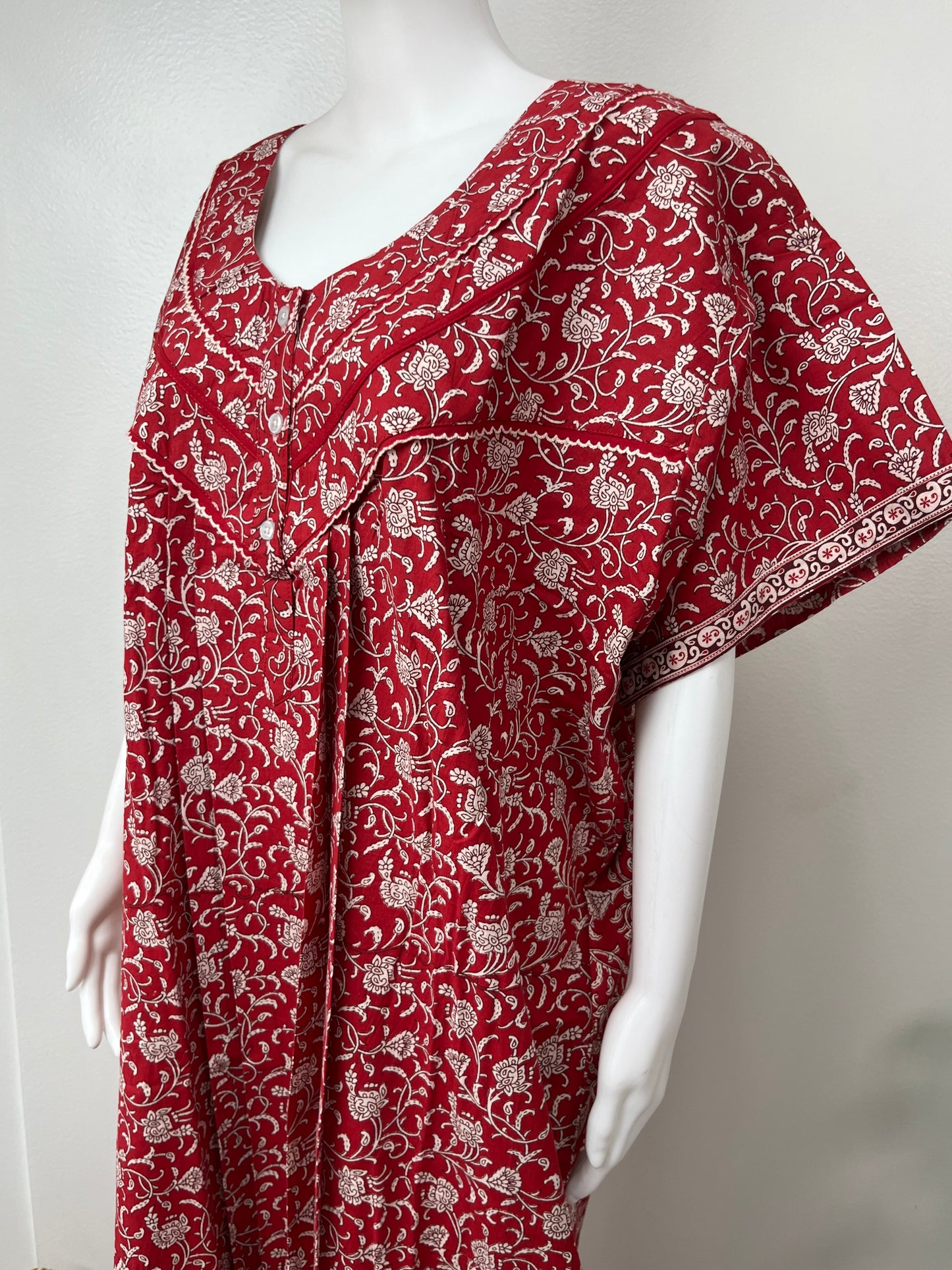 Red Floral Printed 100% Cotton Nightgown