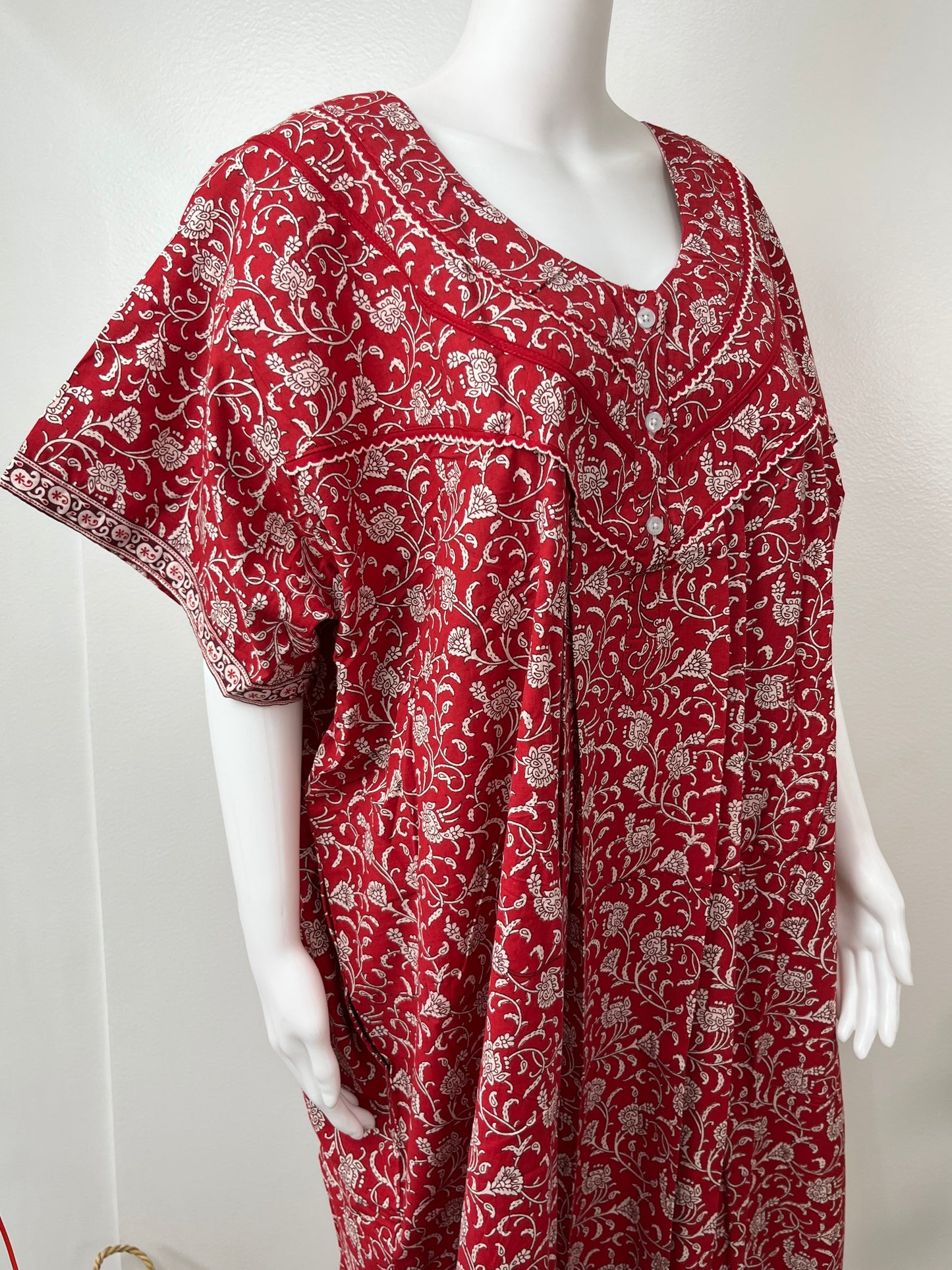 Red Floral Printed 100% Cotton Nightgown