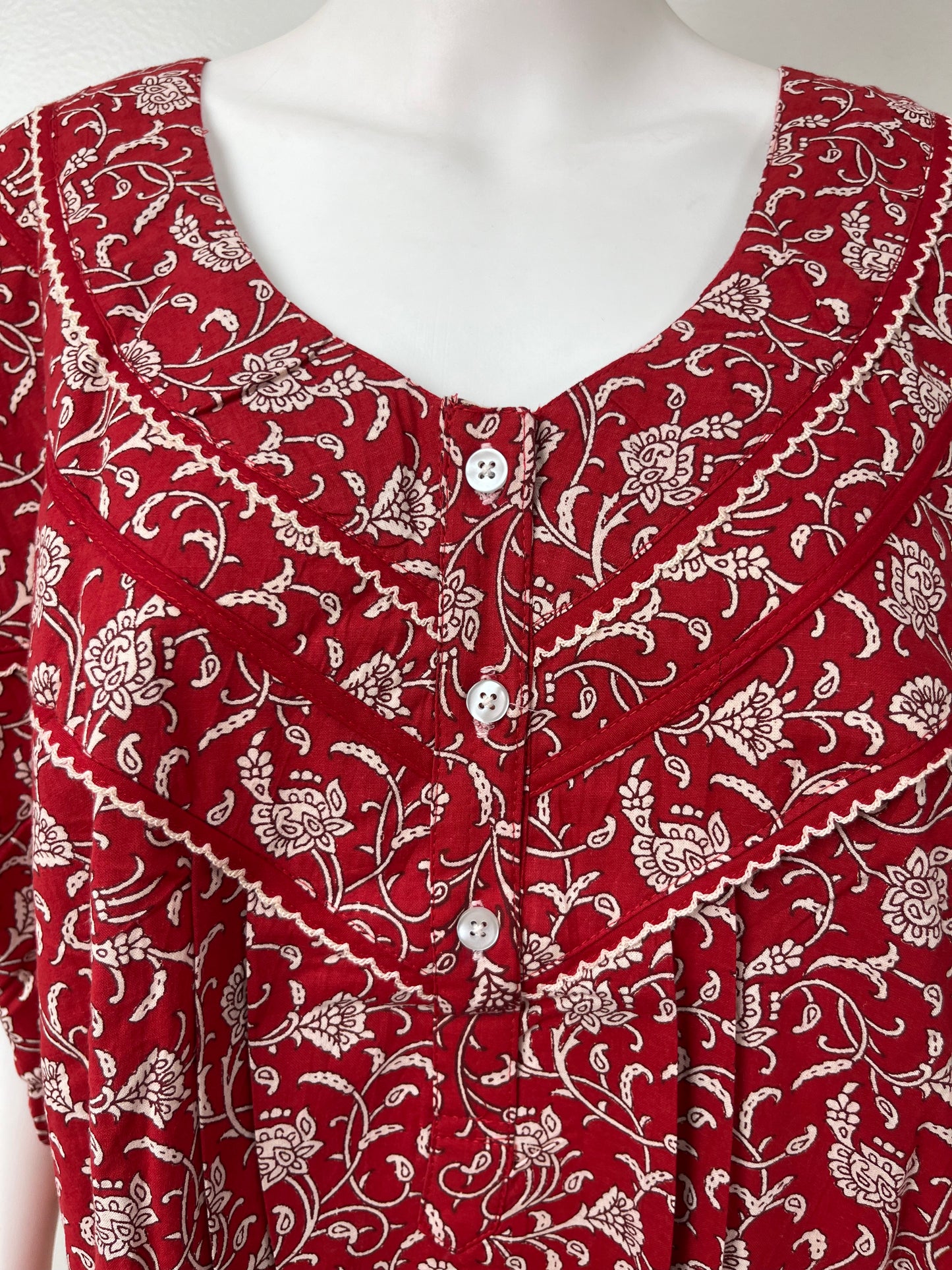 Red Floral Printed 100% Cotton Nightgown