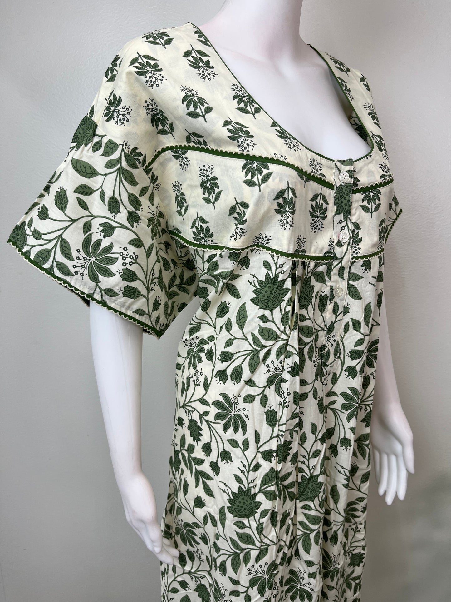 Green Pleated 100 % Cotton Nighty