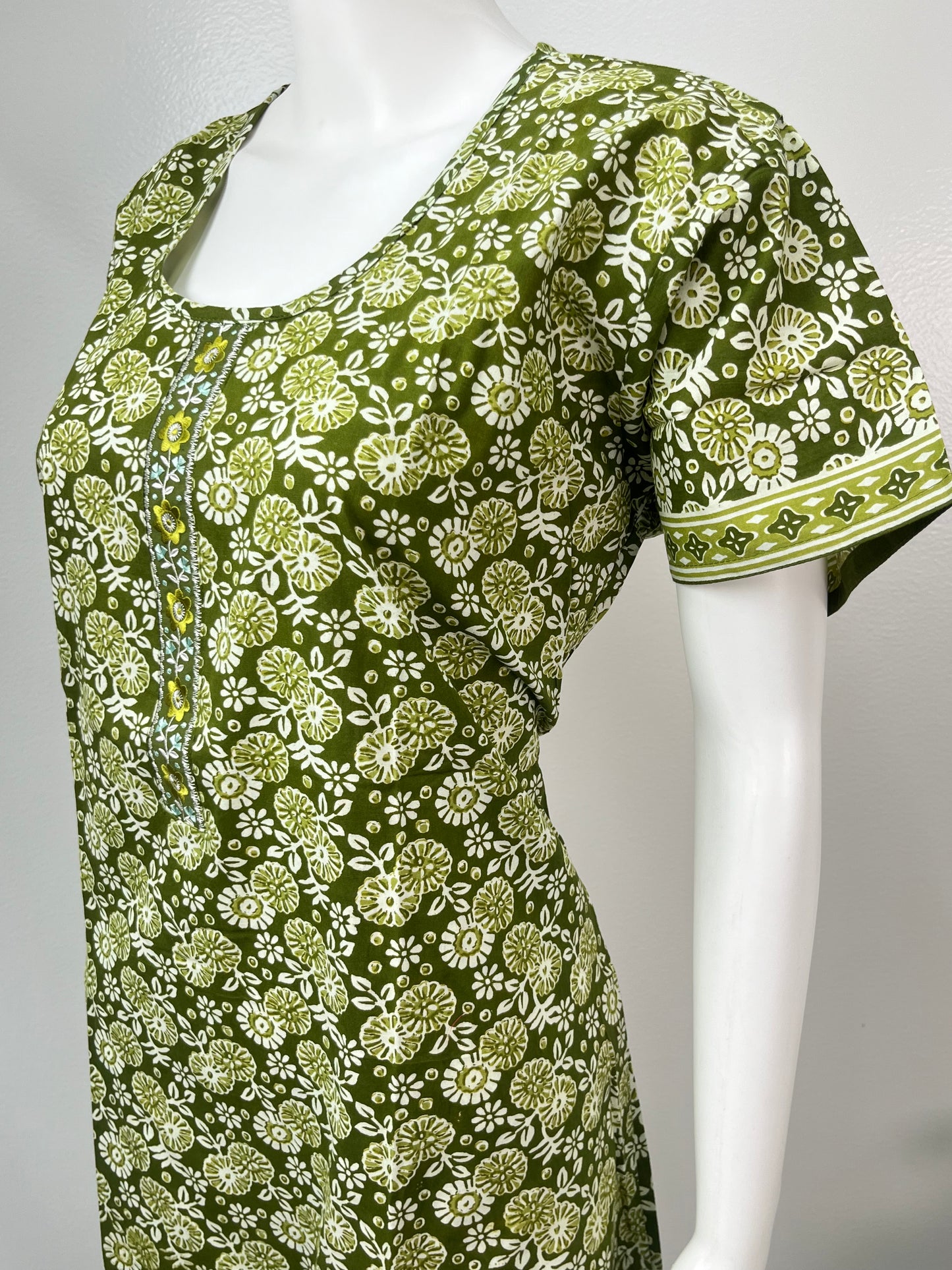 Green A-Line Pure Cotton Nightgown for Women