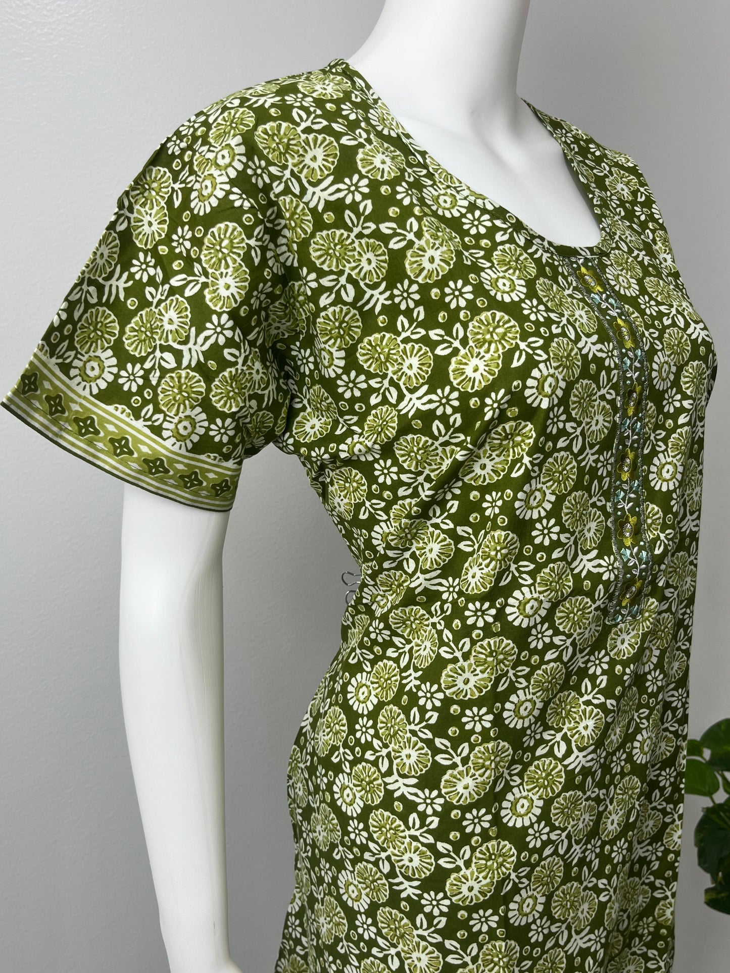 Green A-Line Pure Cotton Nightgown for Women