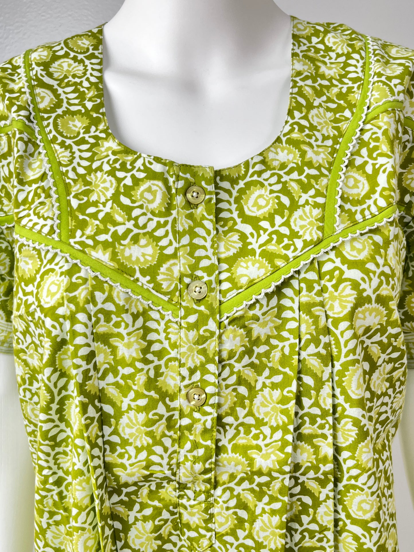 Green Printed Pure Cotton Nightgown for Women