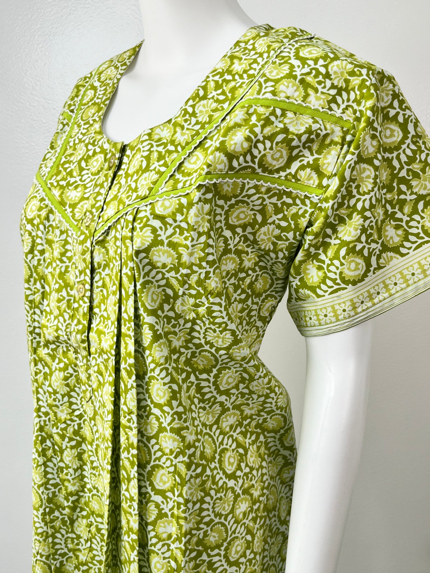 Green Printed Pure Cotton Nightgown for Women