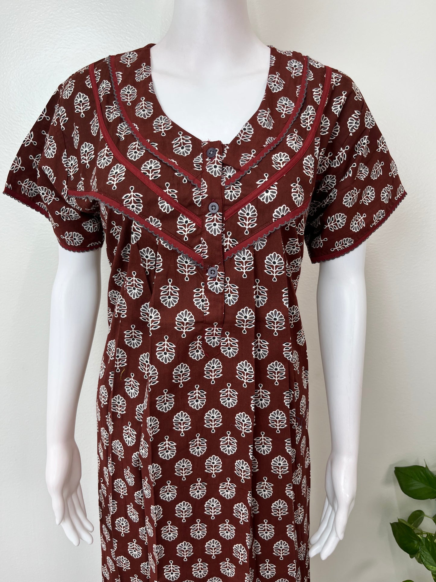 Maroon 100% Cotton Women's Nightgown