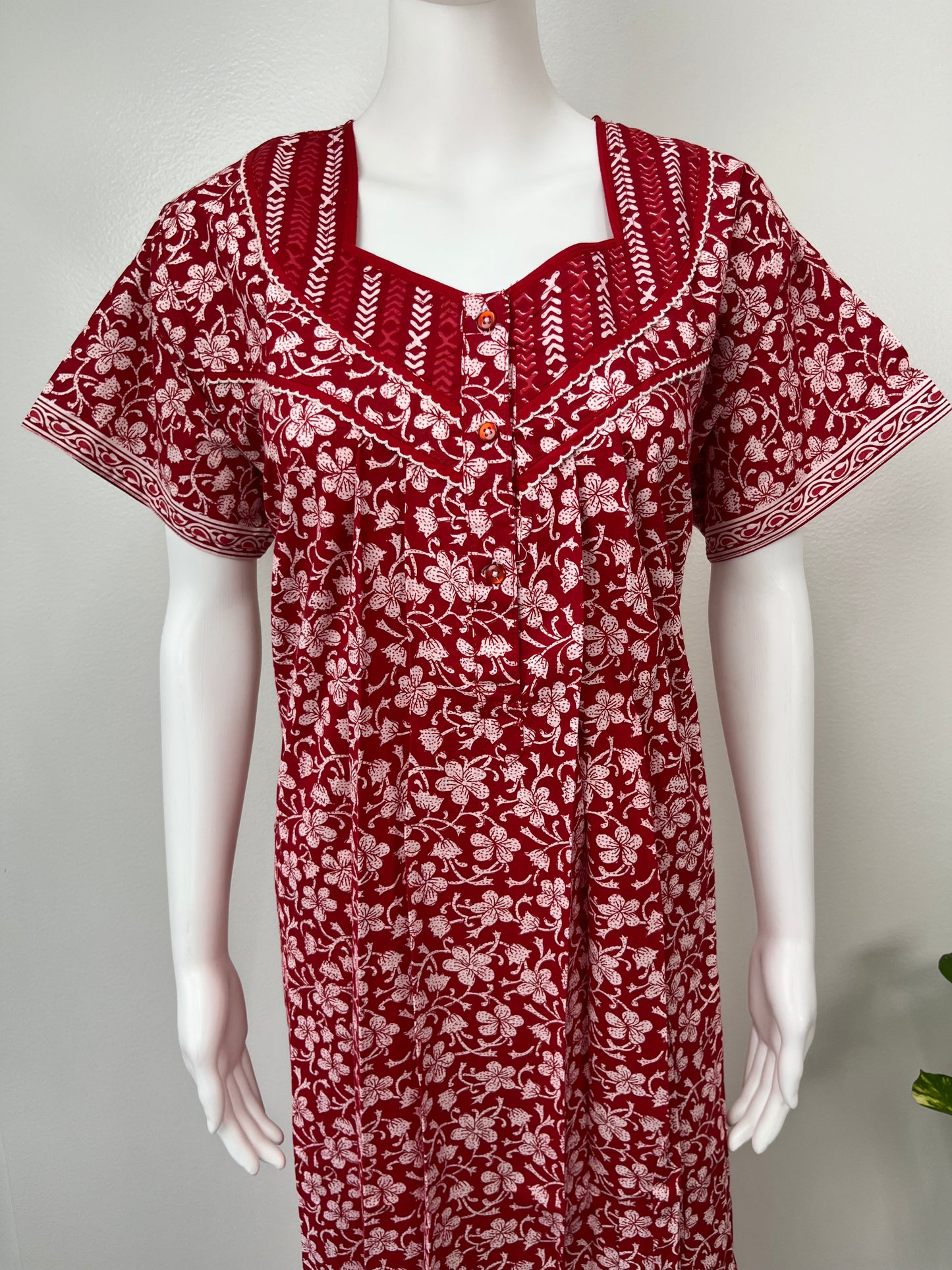 Red Floral Printed Pure Cotton Nightgown for Women
