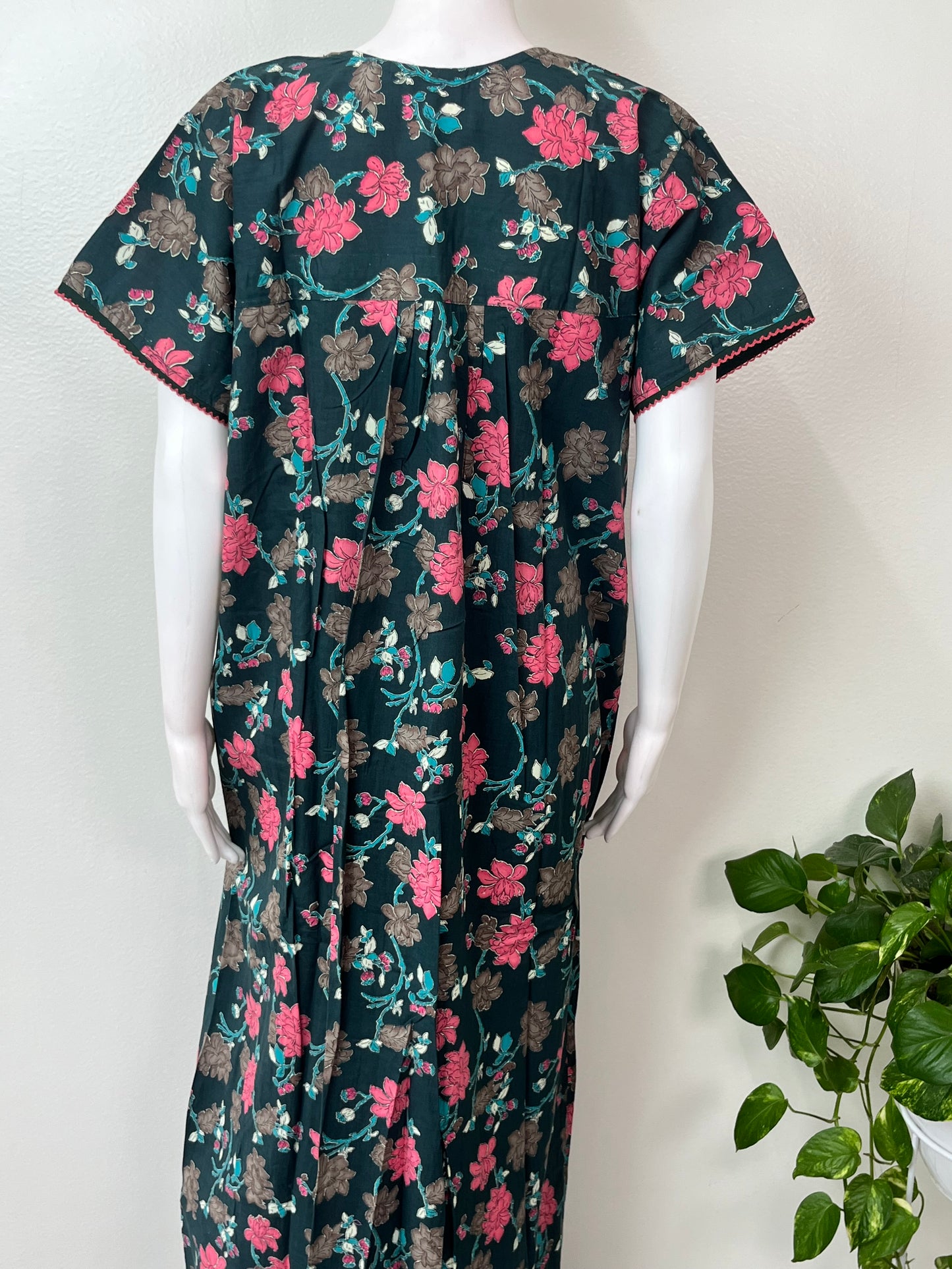 Pure Cotton Pleated Women's Nighty