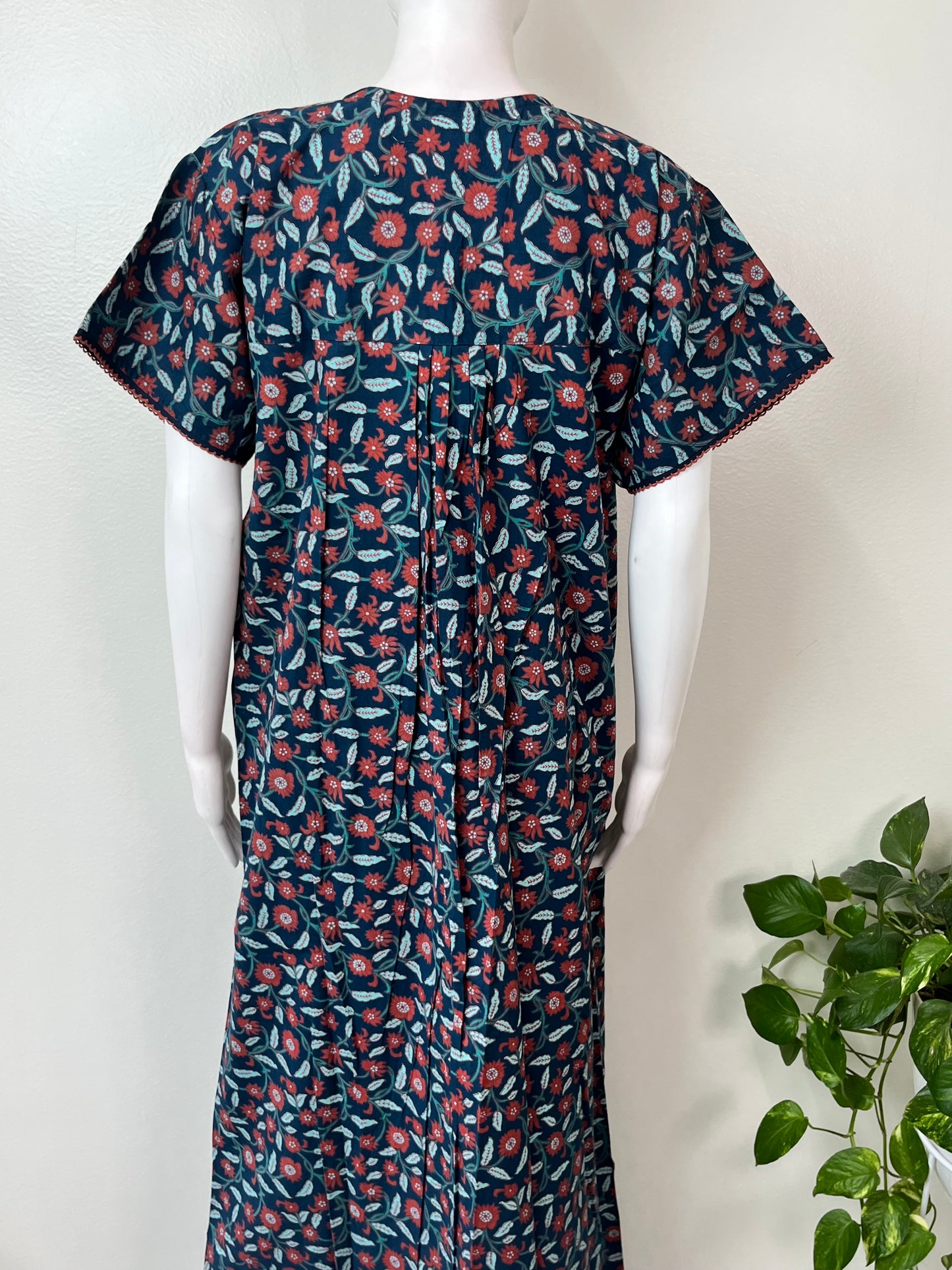 Navy Blue Pleated Style Cotton Nightgown