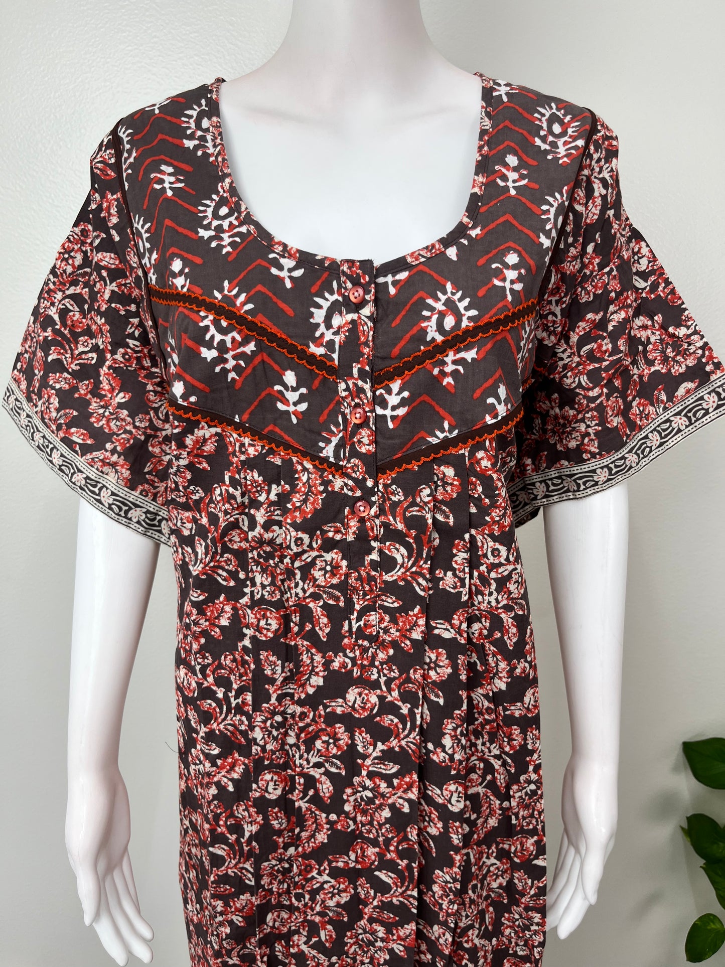 Pure Cotton Nighty with Contrast Print