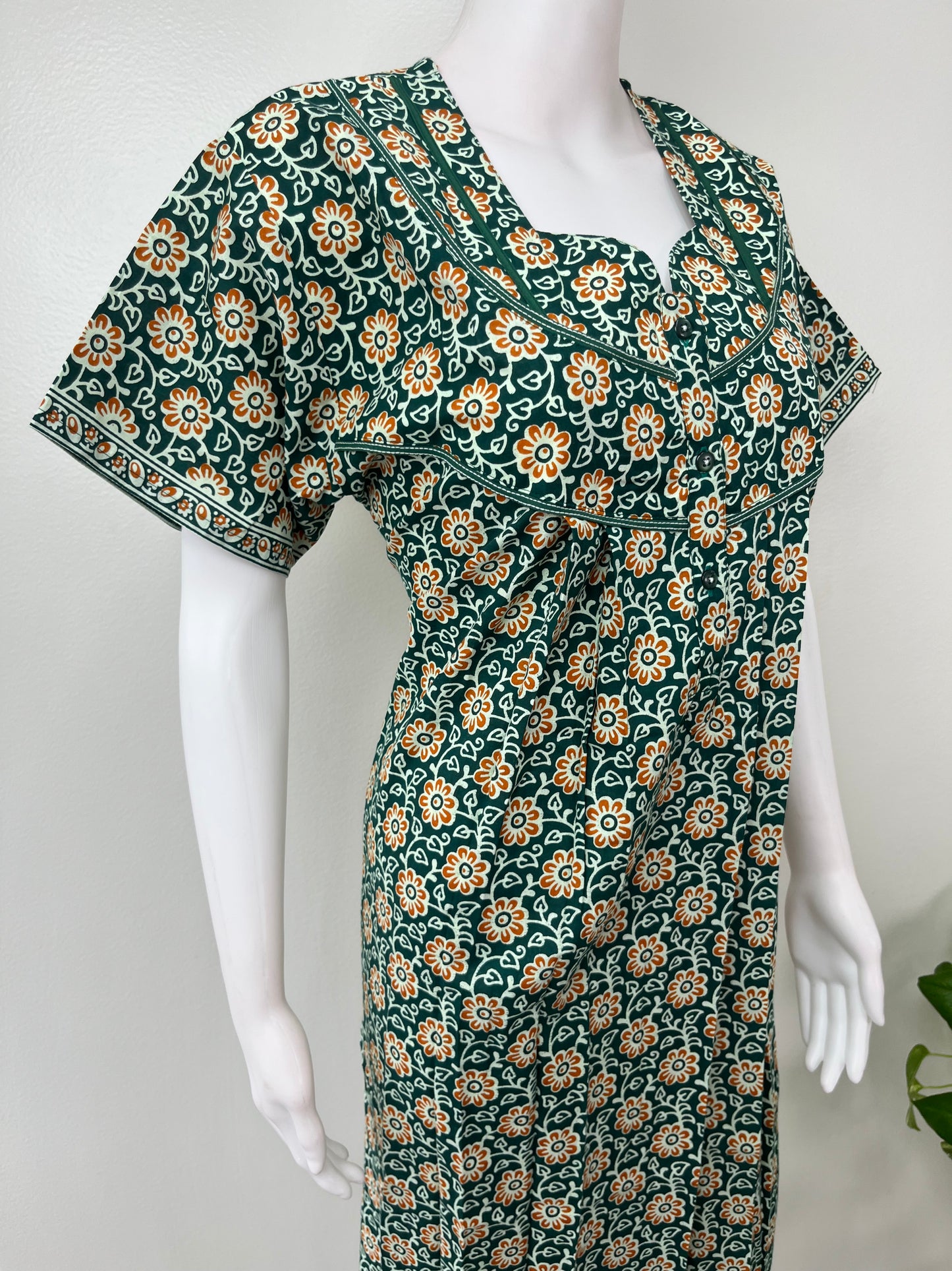 Green Pure Cotton Women's Nightgown