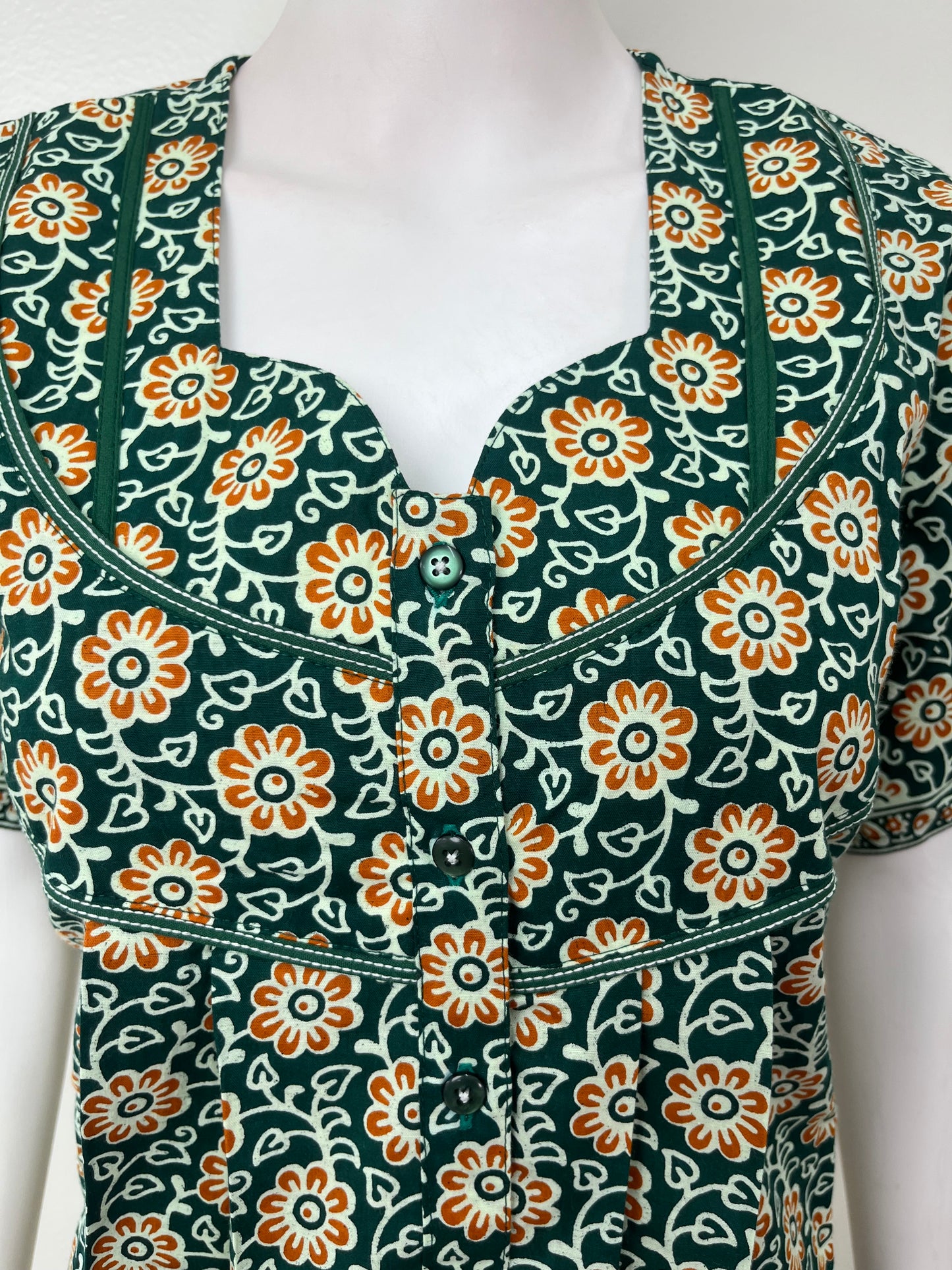 Green Pure Cotton Women's Nightgown