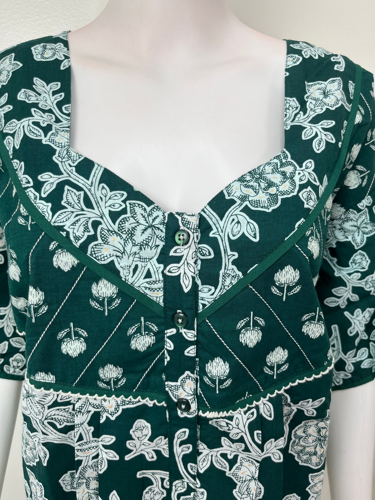 Viridian Green Pure Cotton Women's Nightgown