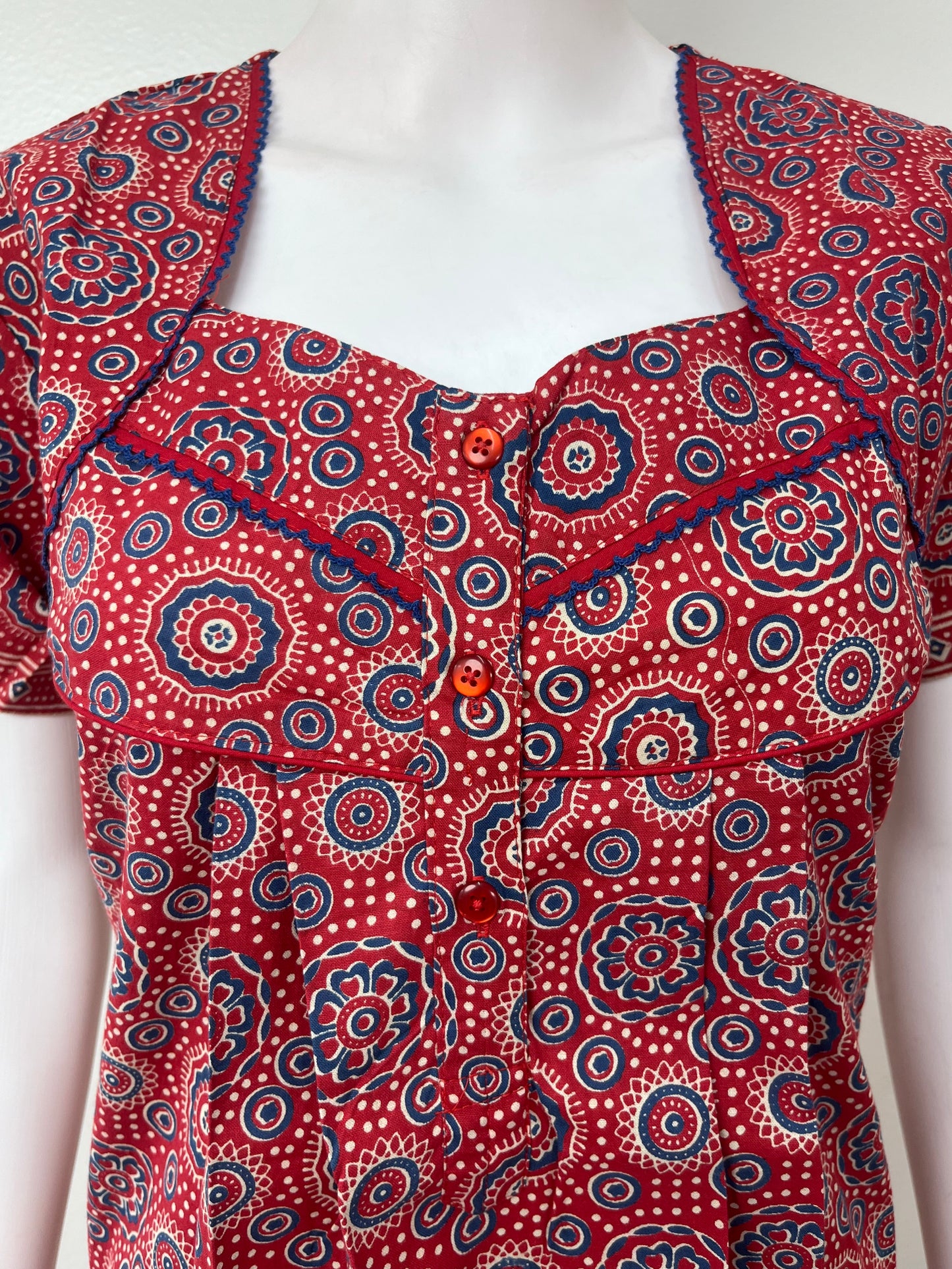 Red Pure Cotton Nighty with Geometric Print