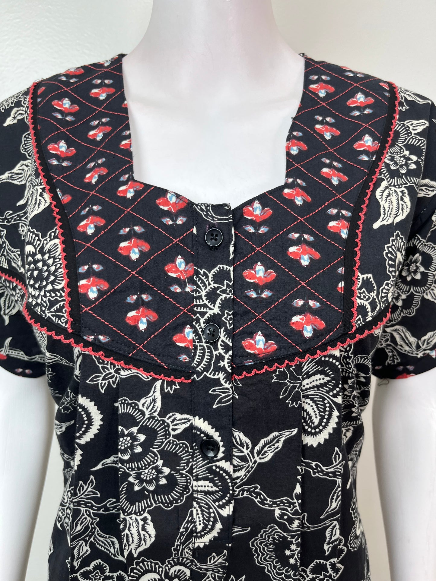 Black Elegant Pure Cotton Nightgown