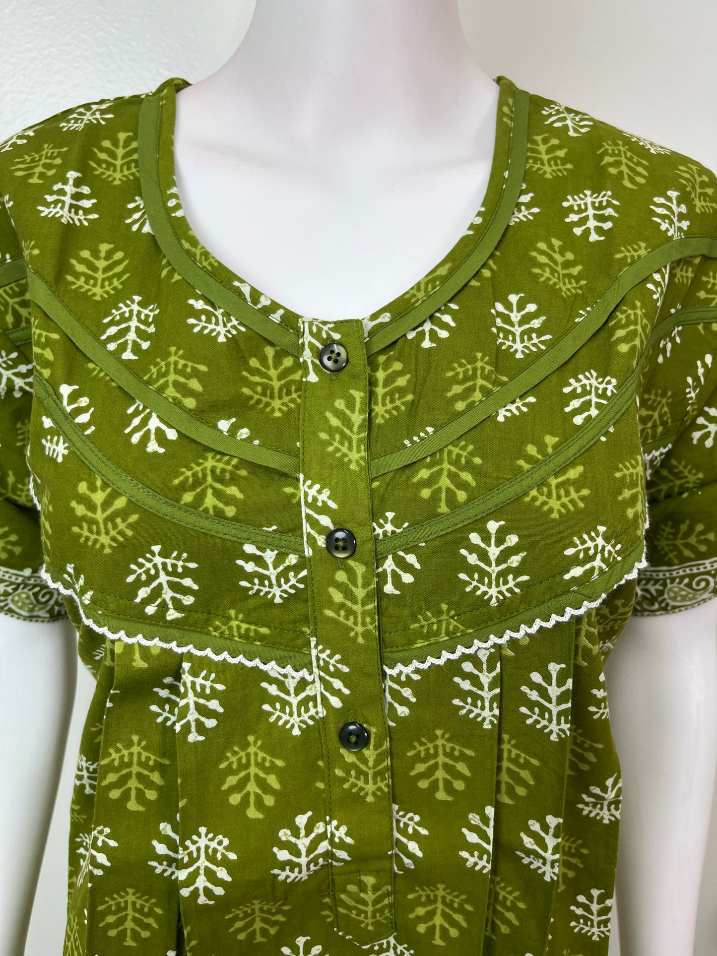 Green Pure Cotton Nighty Soft & Comfortable