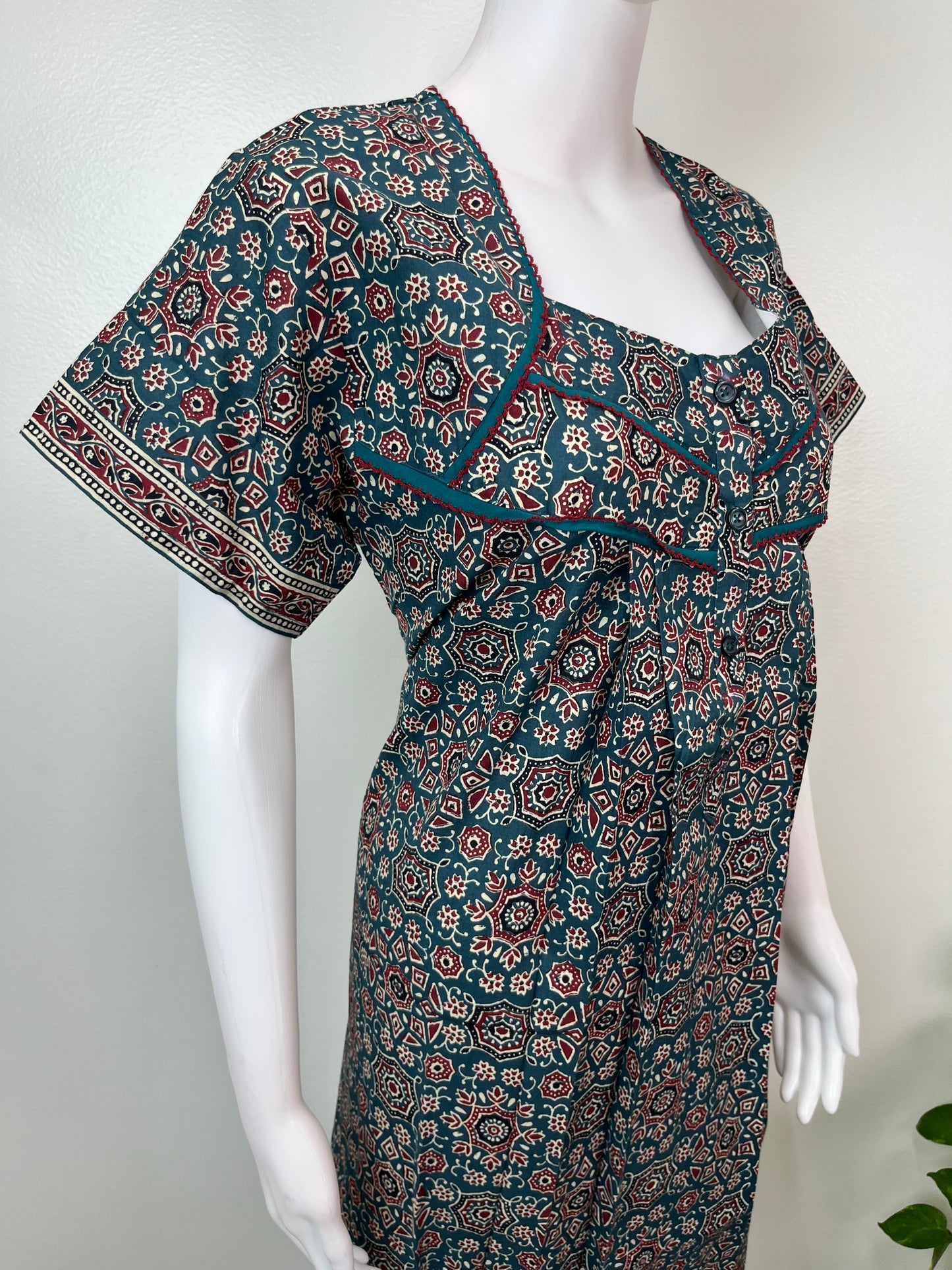 Pleated Style 100% Cotton Nighty