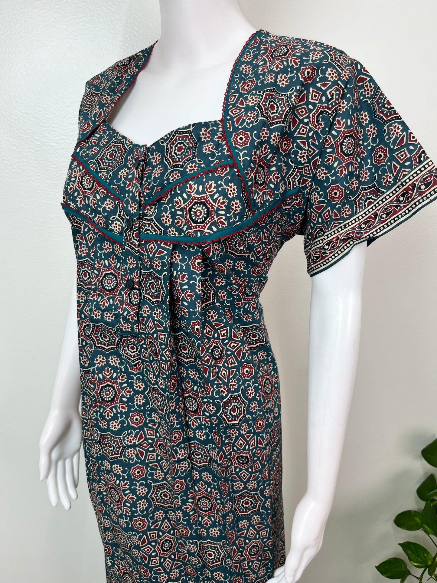 Pleated Style 100% Cotton Nighty