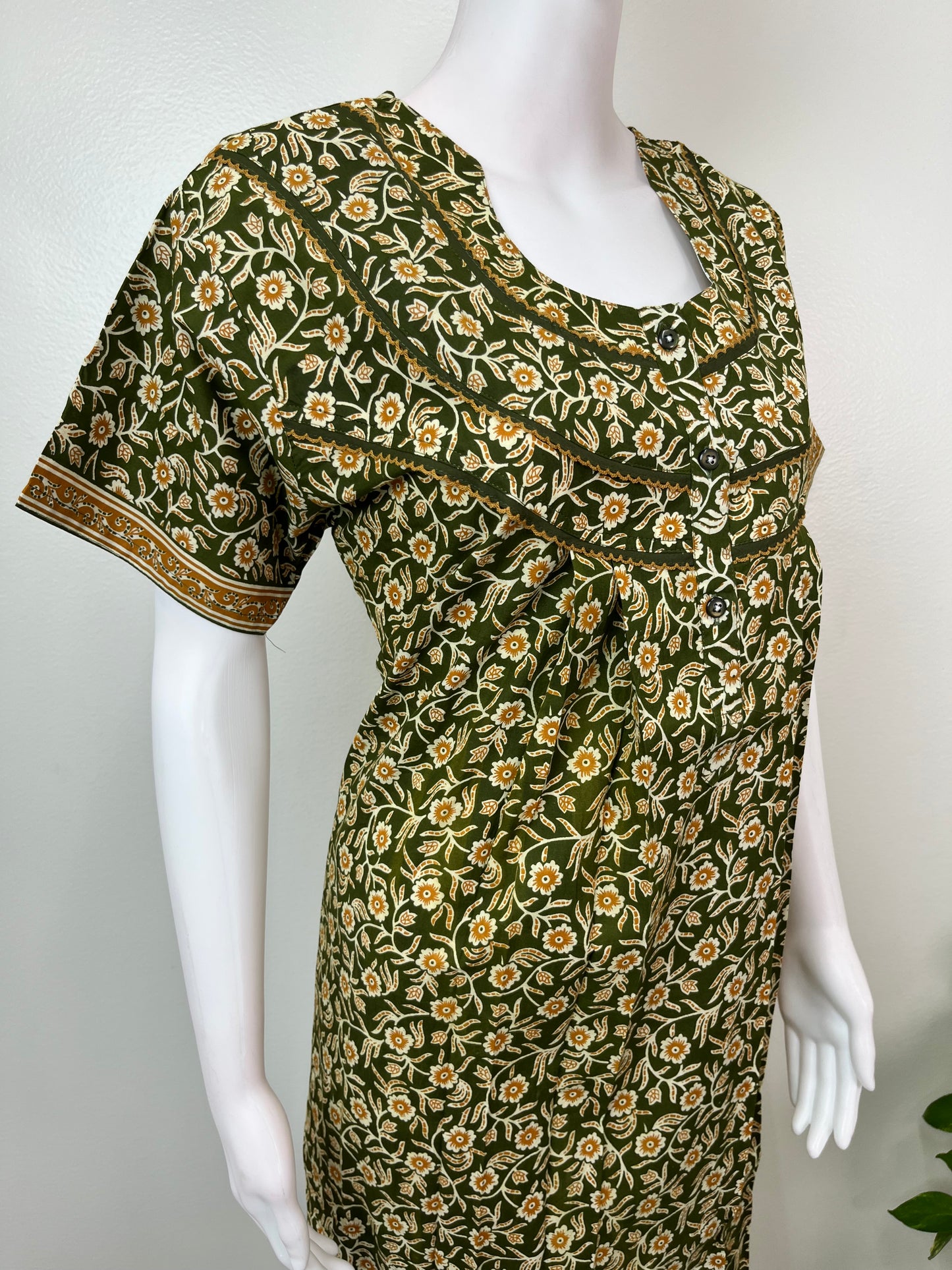 Bottle Green Pure Cotton Nighty with Contrast Print