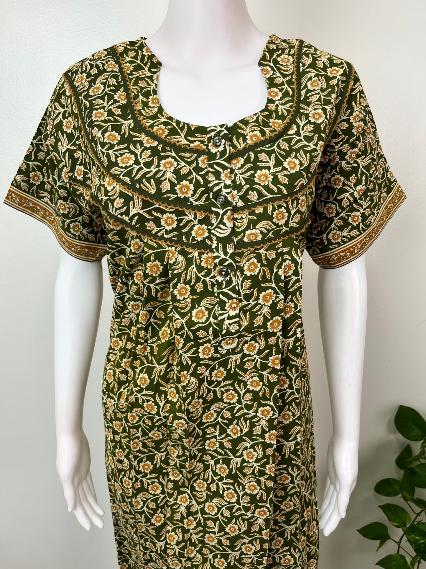 Bottle Green Pure Cotton Nighty with Contrast Print