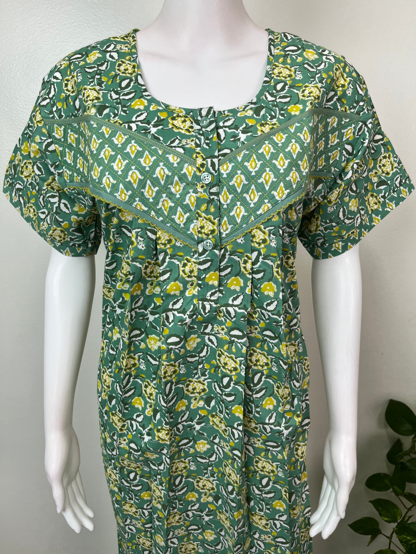 Green Pure Cotton Nighty Soft & Comfortable