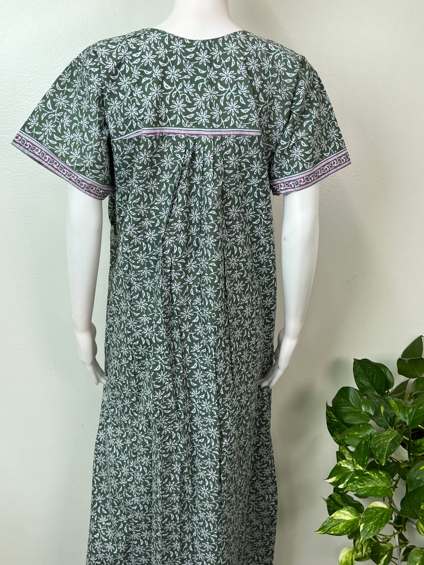 Emerald Green Floral Printed Pure Cotton Nightgown