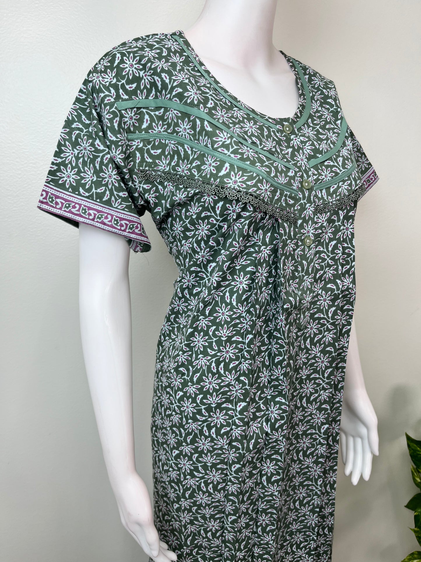 Emerald Green Floral Printed Pure Cotton Nightgown