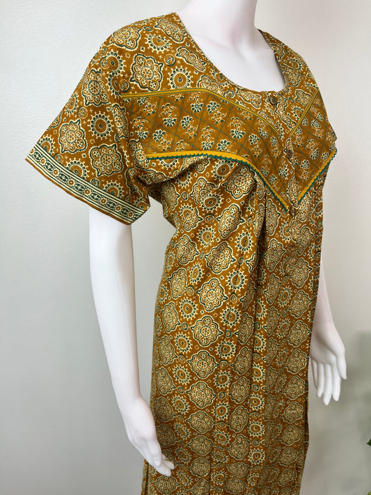 Pleated Style Pure Cotton Nightgown