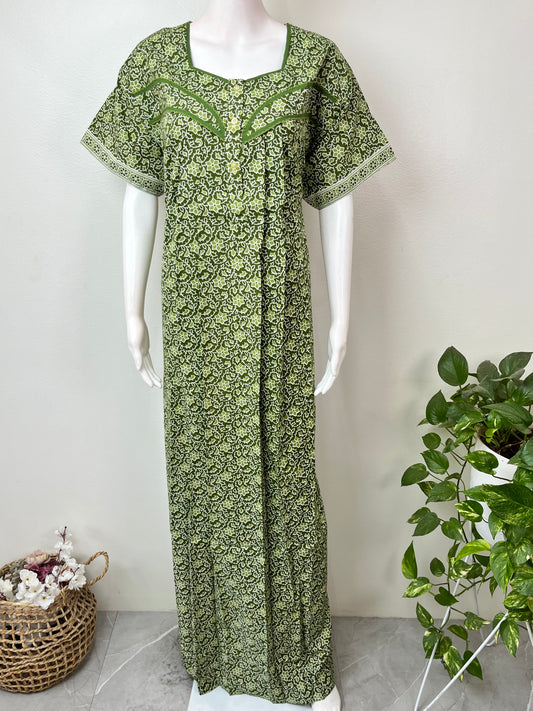 Pleated Style 100% Cotton Women's Nightgown