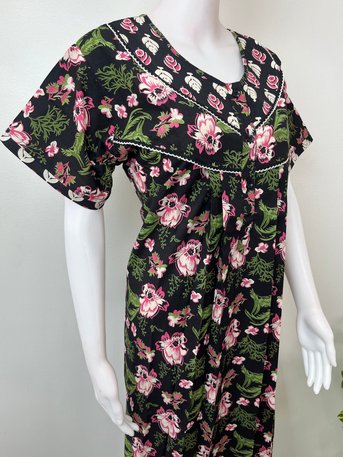 Black Elegant 100% Cotton Women's Nightgown