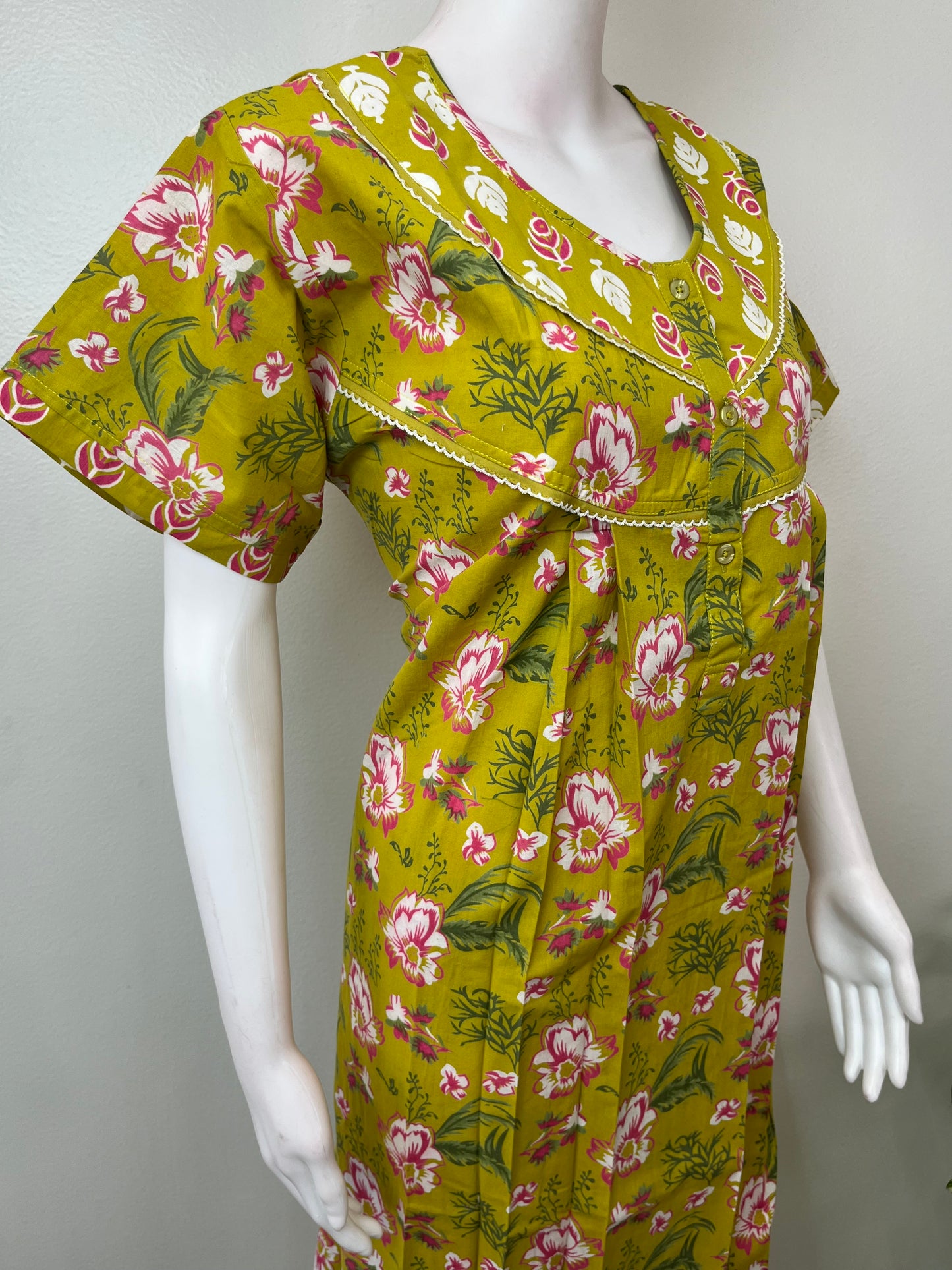 Dandelion Yellow Pure Cotton Nightgown