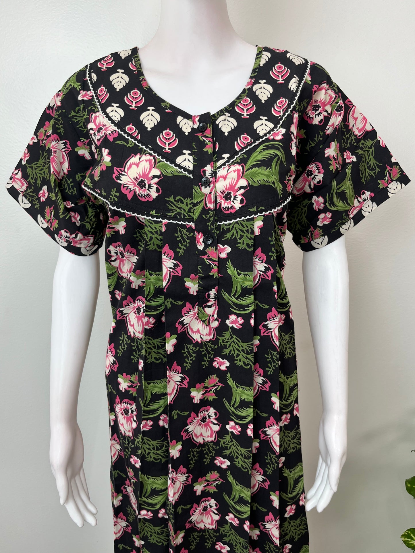 Black Elegant 100% Cotton Women's Nightgown