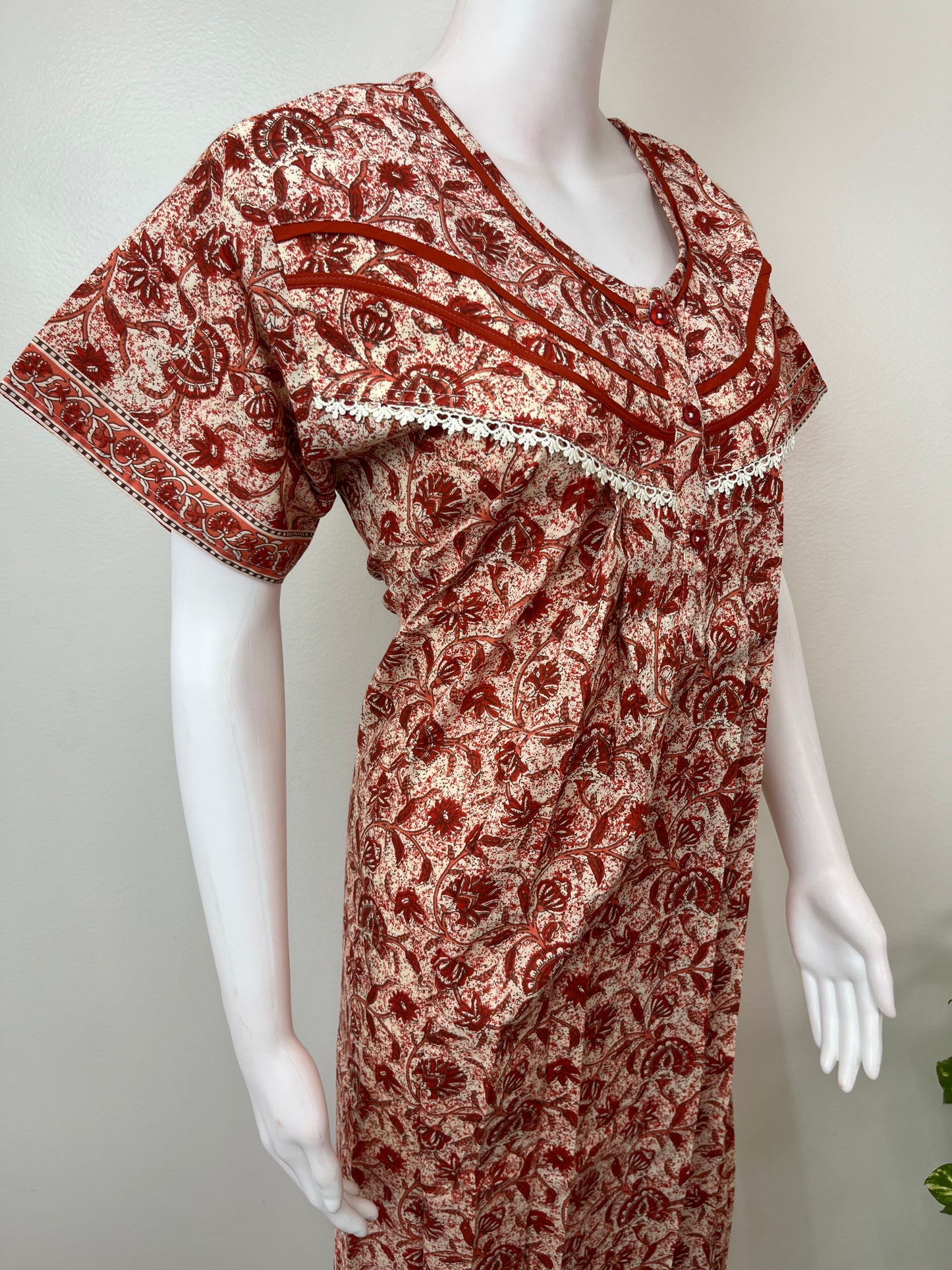 Red Pleated Style Pure Cotton Nightgown