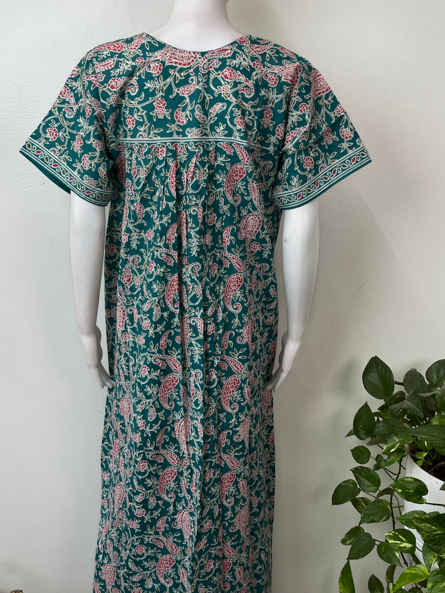Green Pure Cotton Nightgown With Contrast Print