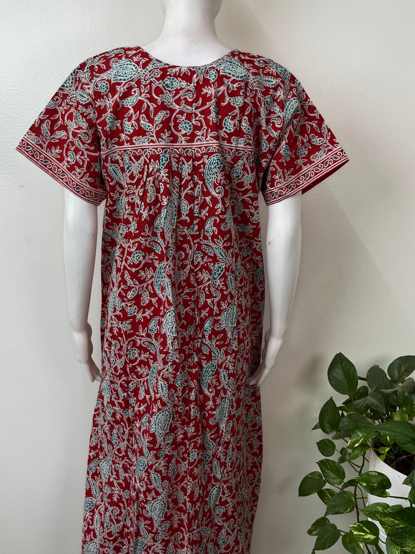 Red Pleated Style Cotton Nightgown