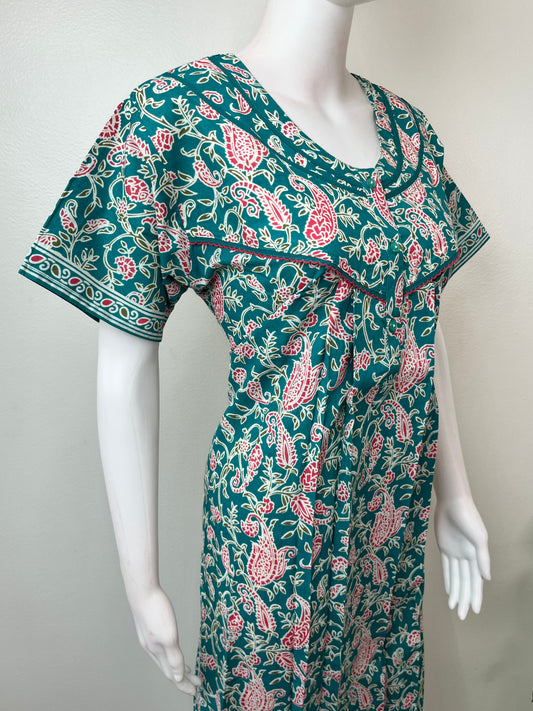 Green Pure Cotton Nightgown With Contrast Print