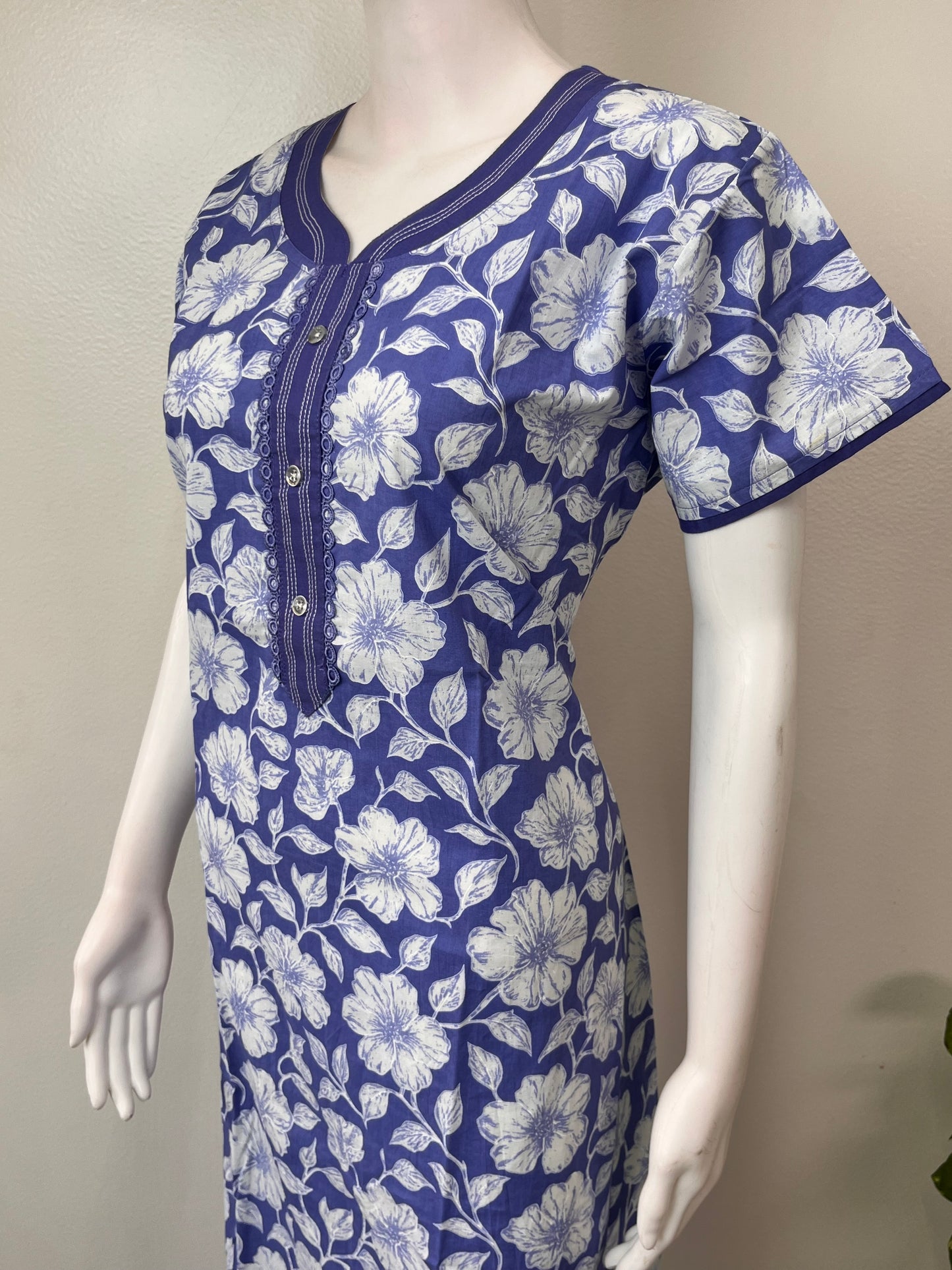 Lavender 100% Cotton Women's Nighty