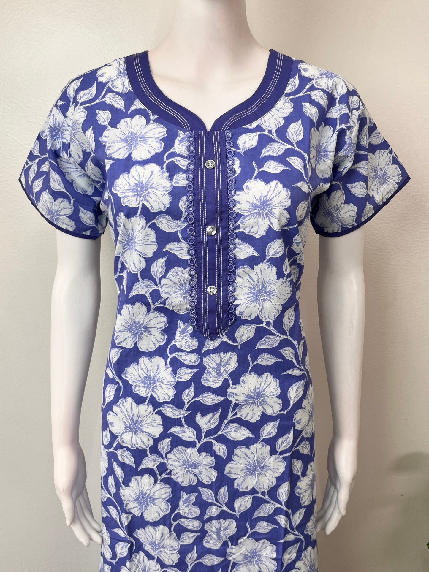 Lavender 100% Cotton Women's Nighty