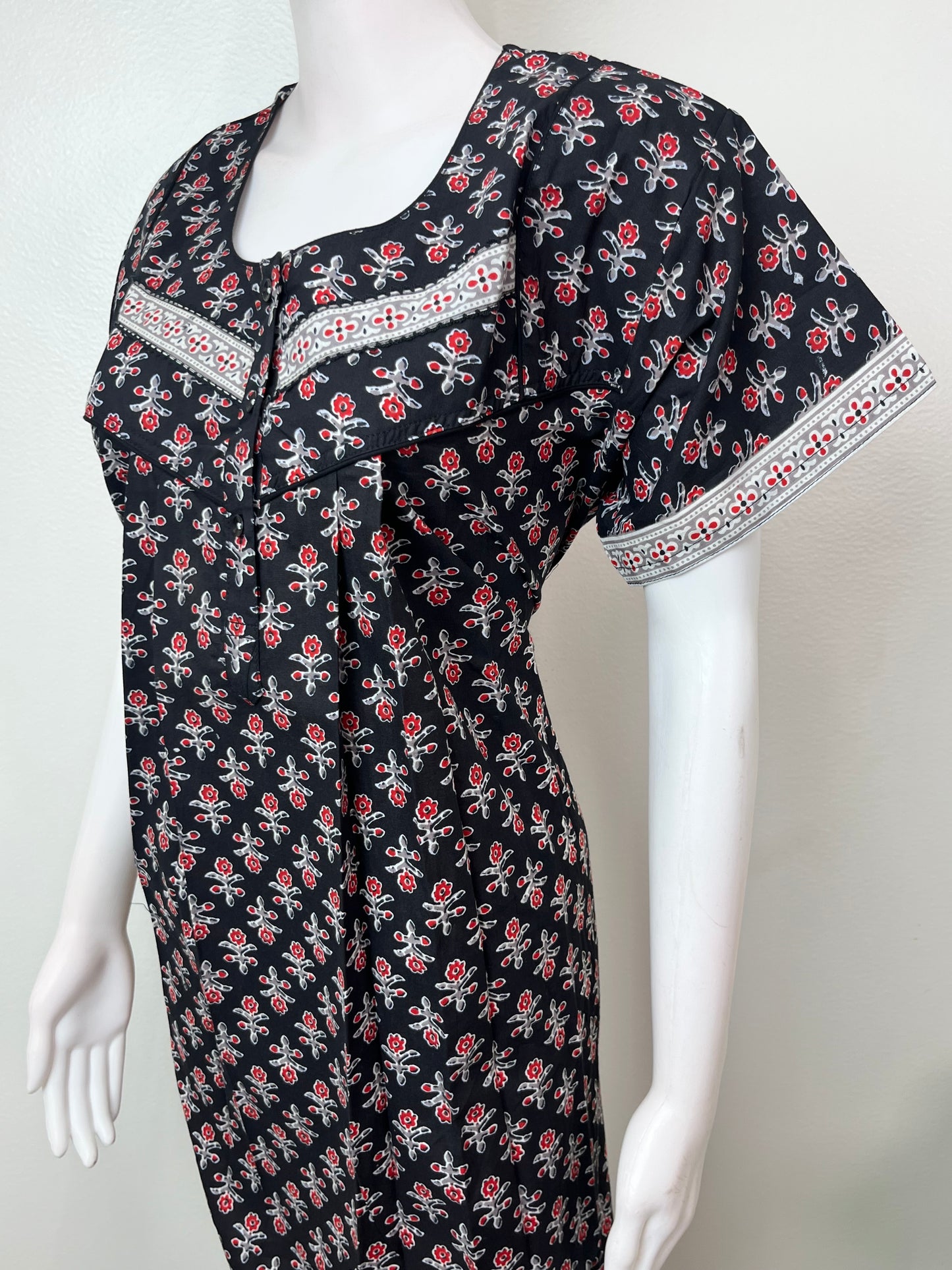 Black Elegant & Breathable Pure Cotton Nightgown