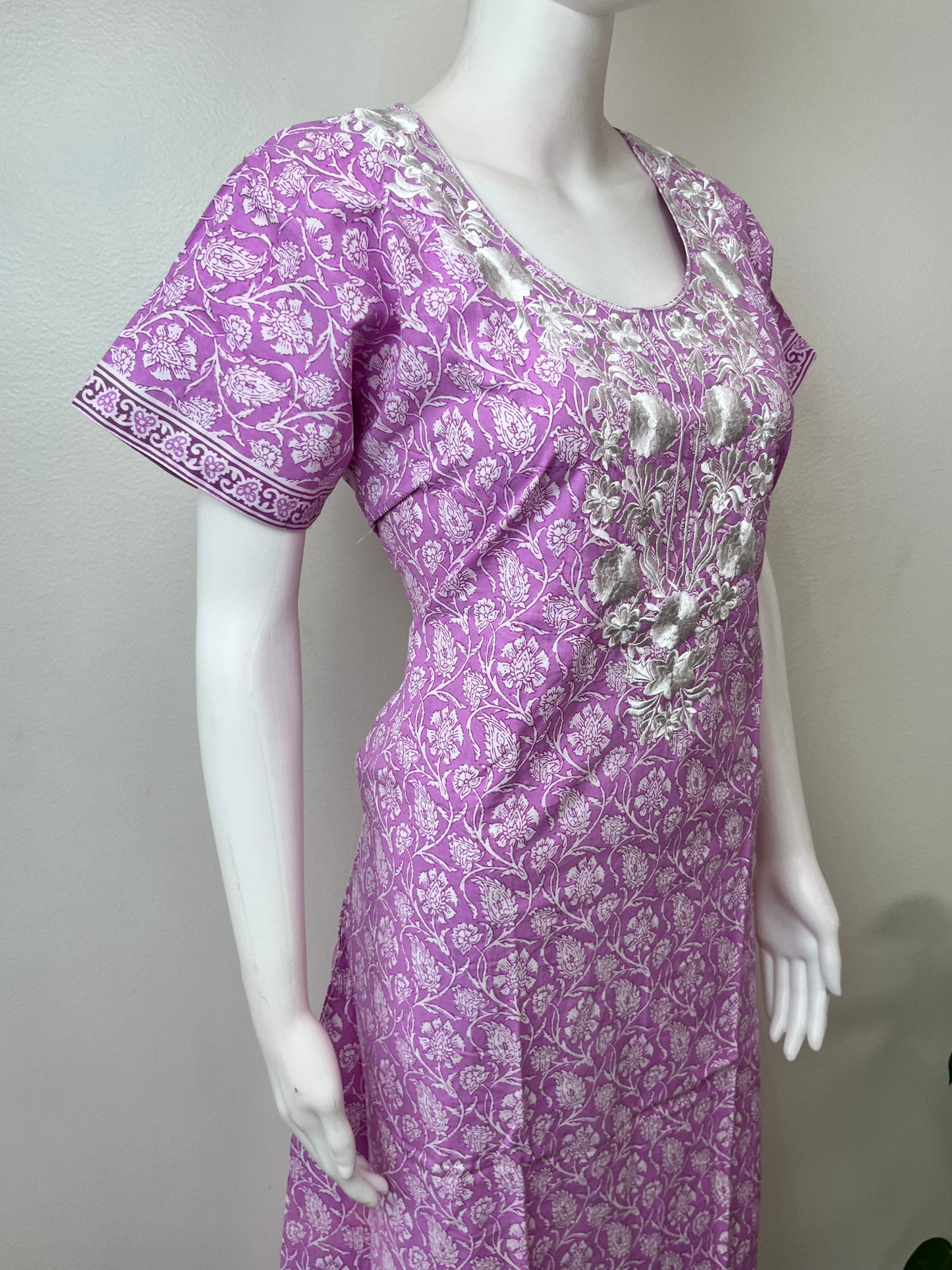 Lavender Pure Cotton Women's Nightgown