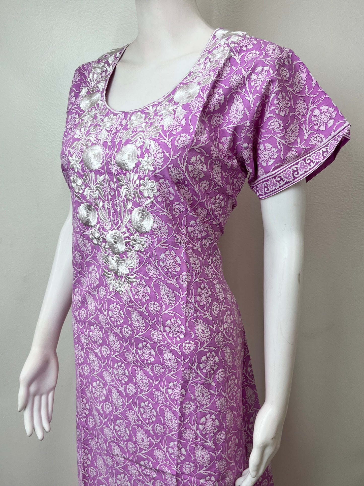 Lavender Pure Cotton Women's Nightgown