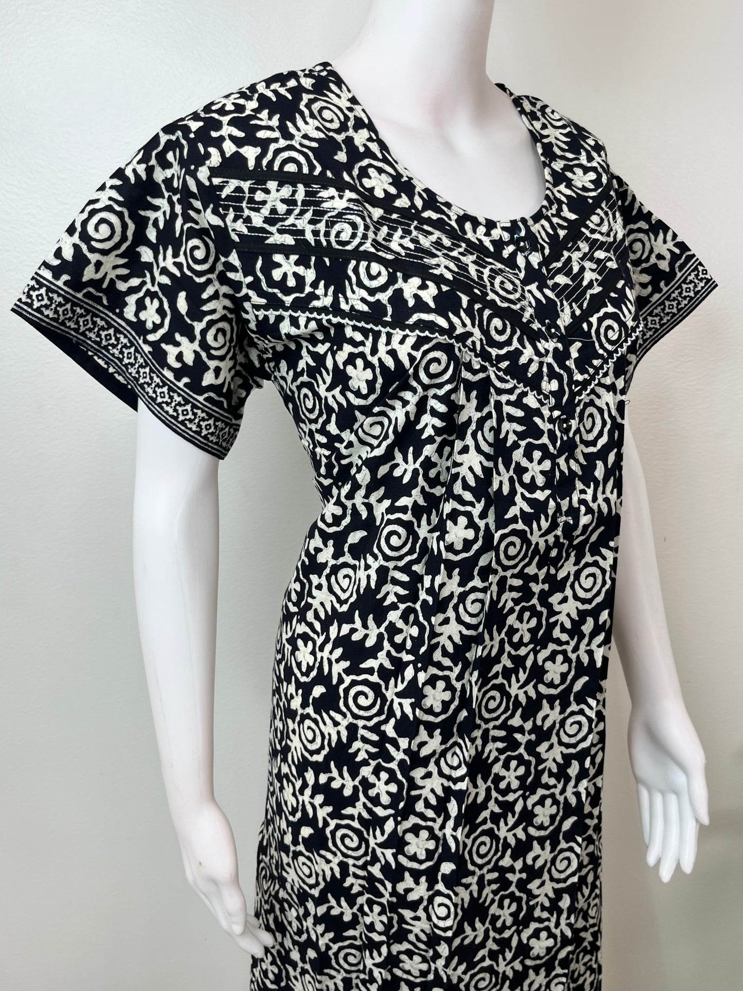 Black Elegant & Comfortable Pure Cotton Nighty