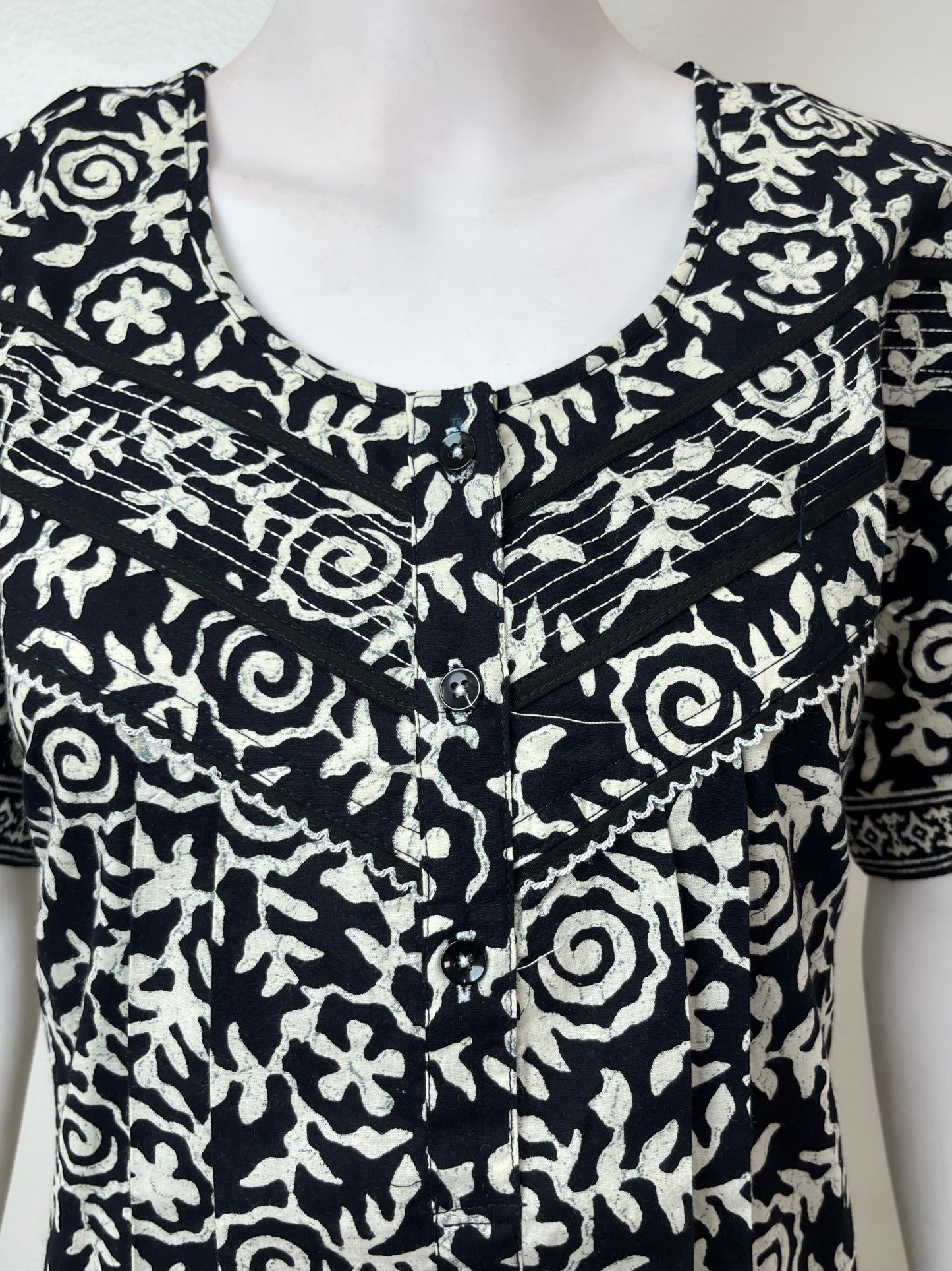 Black Elegant & Comfortable Pure Cotton Nighty