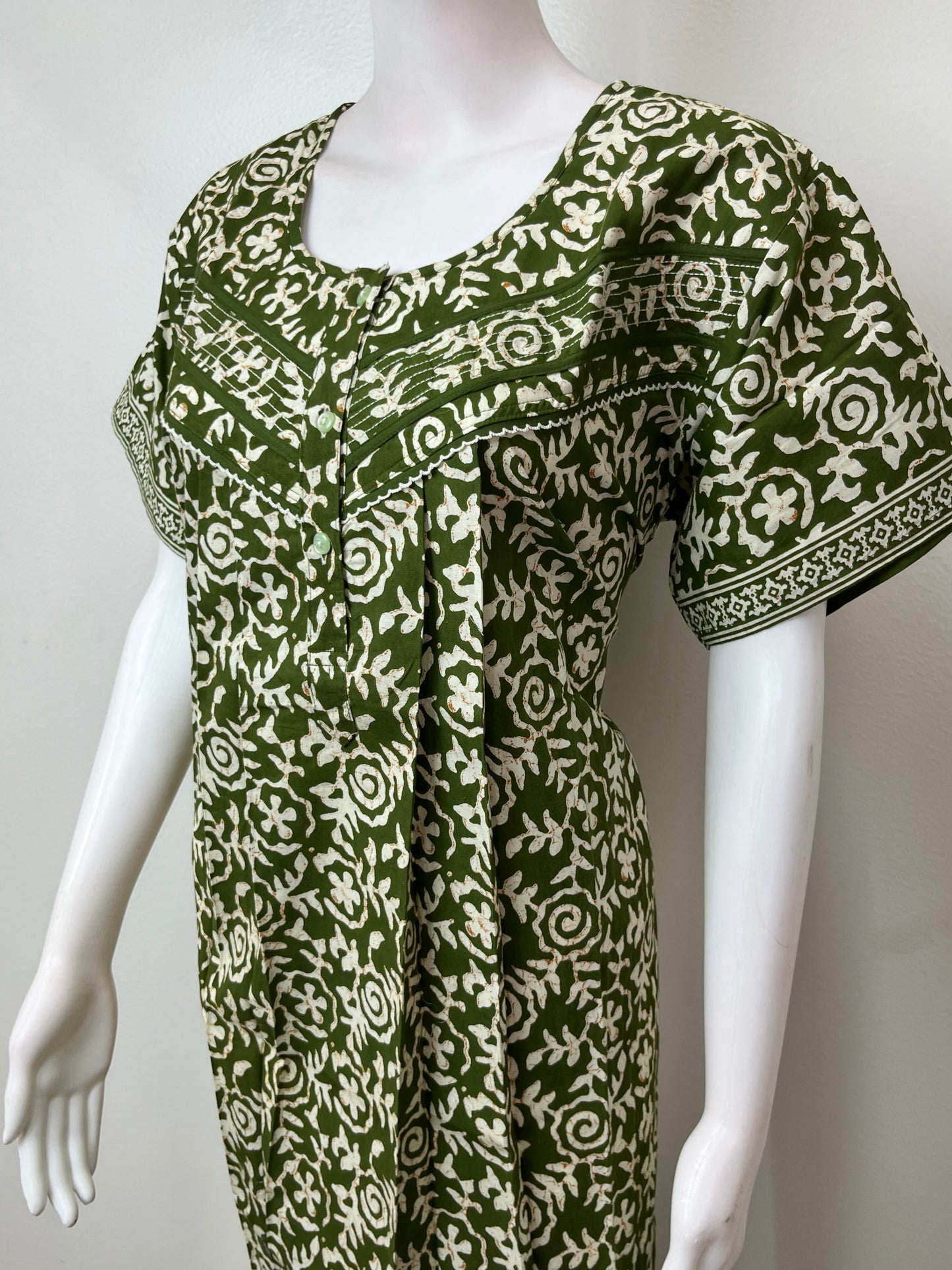 Green Pleated Style Pure Cotton Nightgown