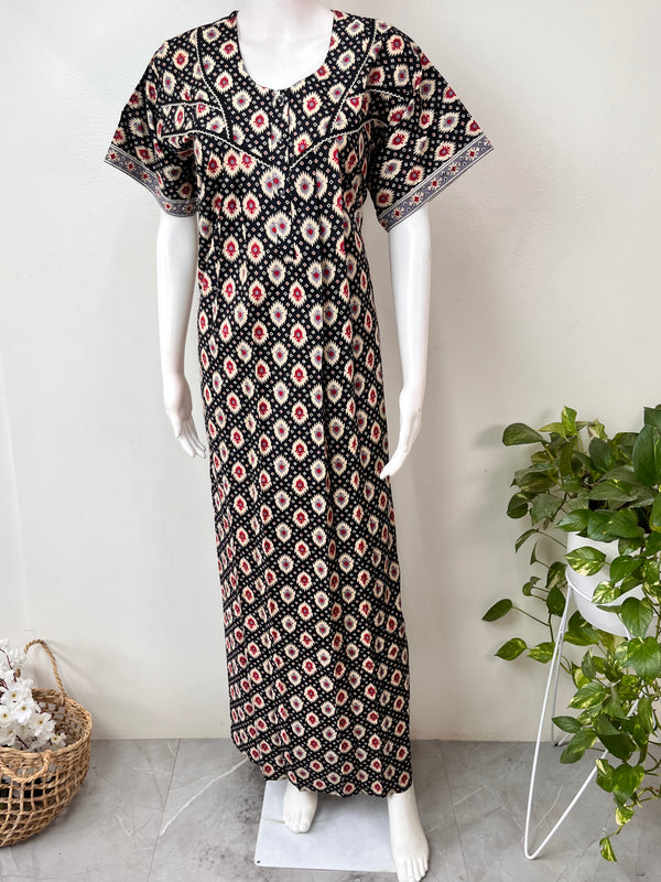 Black elegant and comfortable pure cotton nighty for women